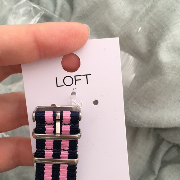 watch - Picture 2 of 3